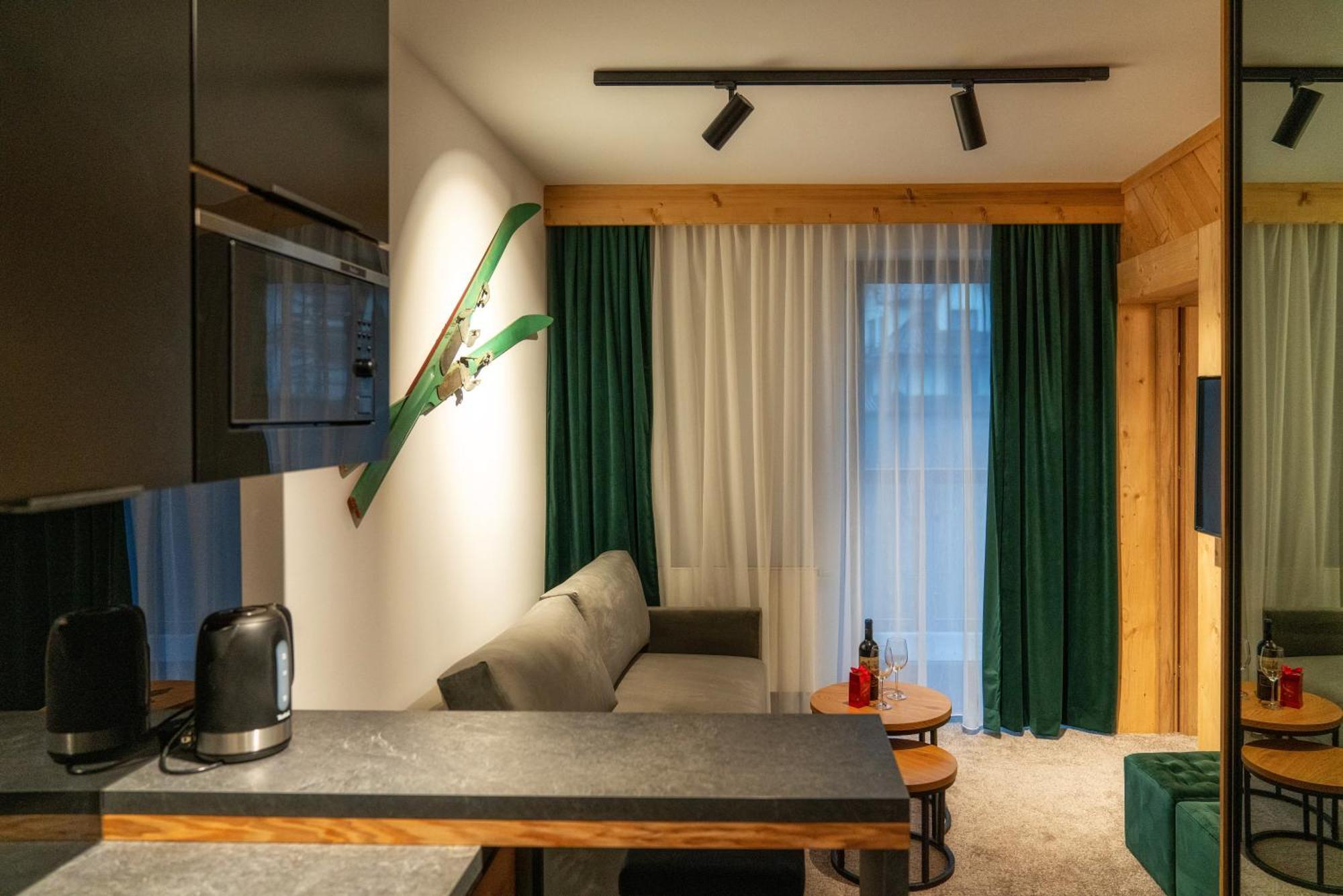 Tatrzanska Miejscowka - Apartamenty Centrum Zakopane Kamer foto